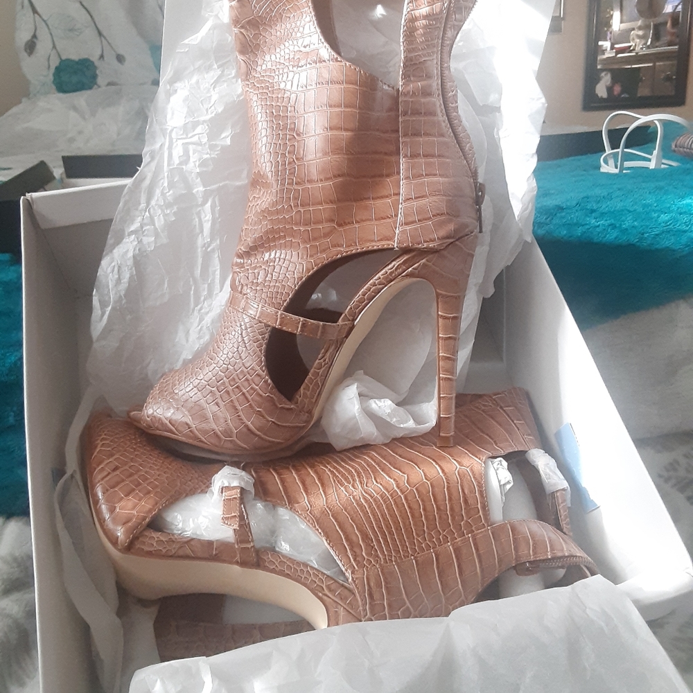 High heel